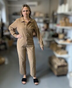 Jumpsuit – Kelly, Onesize (Stl 36-40), Camel