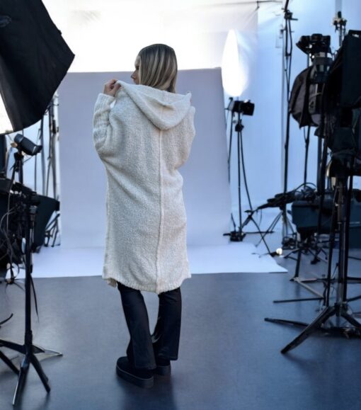 Cardigan med luva, offwhite - Bild 2