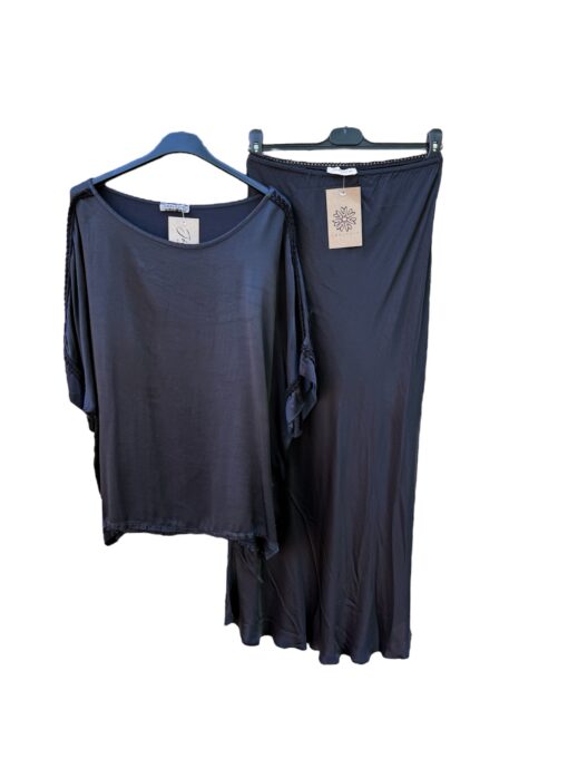 Glammy Set, Kjol och sleeve blus - Black