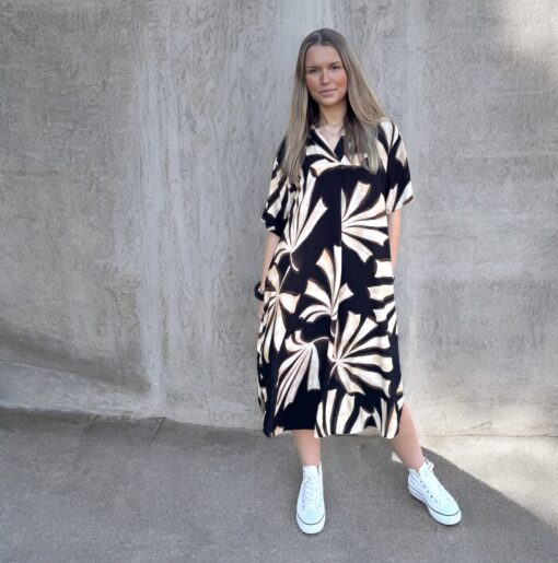 Katy dress Svart/Beige