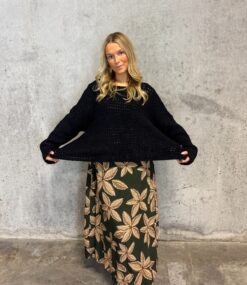 Happy autumn sweater – black