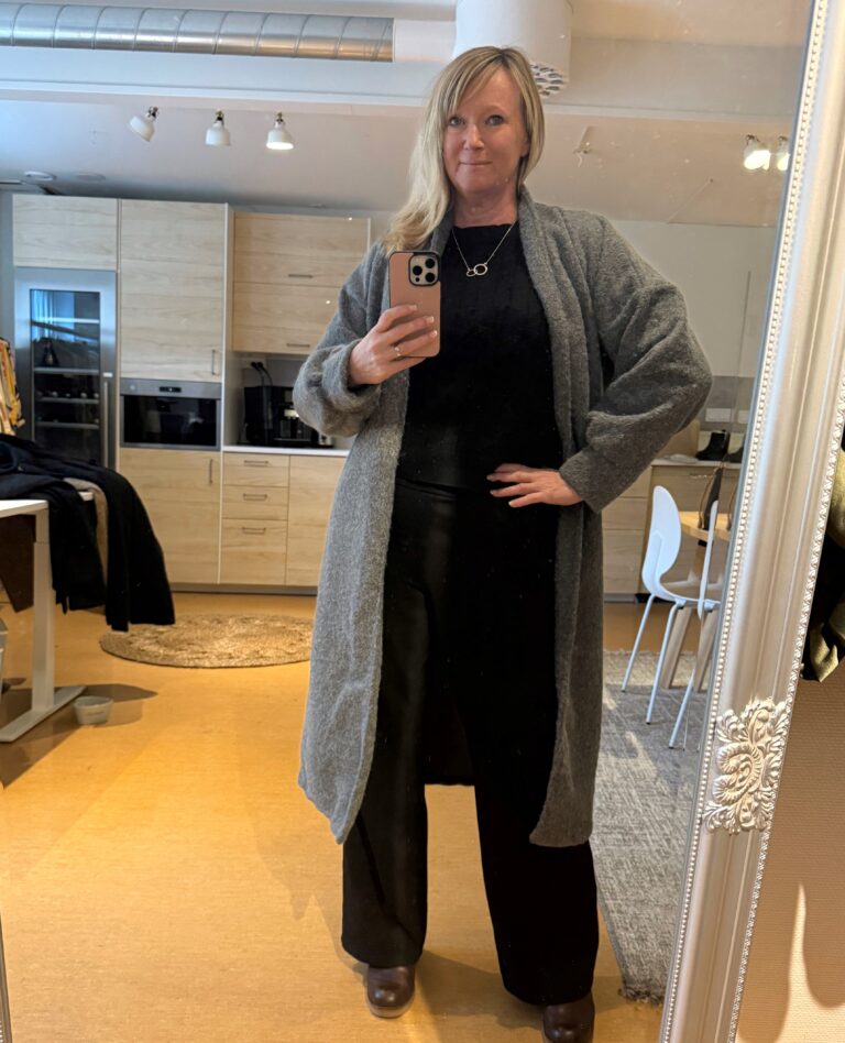 Duster Black - Bild 2