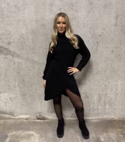 Polo dress omlott /long sweather – black