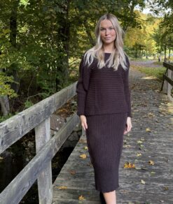 Sweet set - Espresso endast s/m i lager MEN generös i modellen. passar upp till 36/40