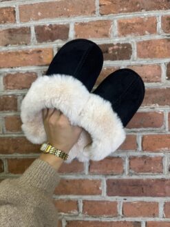 Cozy Inneskor, Black